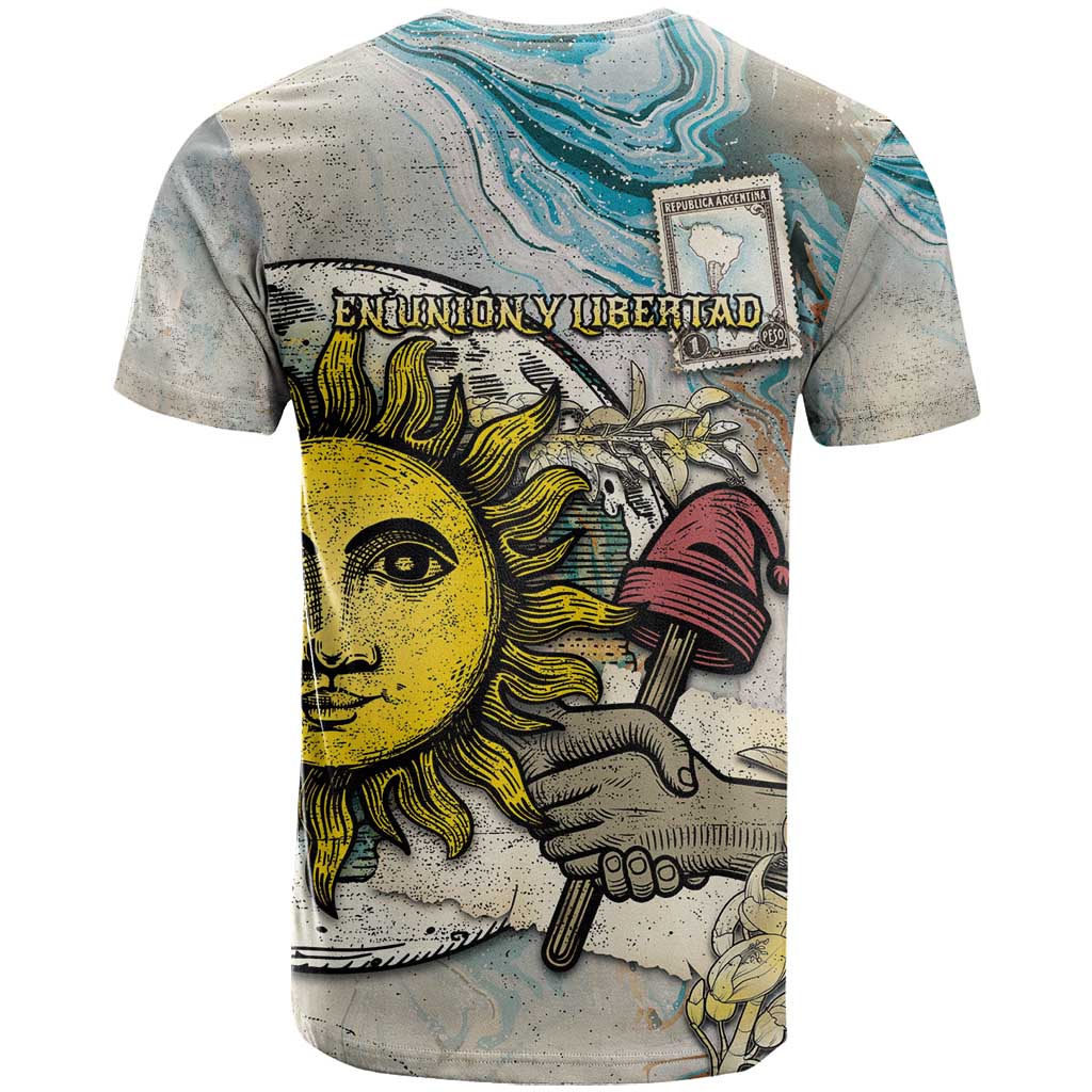 Argentina T-Shirt Sol De Mayo Retro Style Graphic Tee