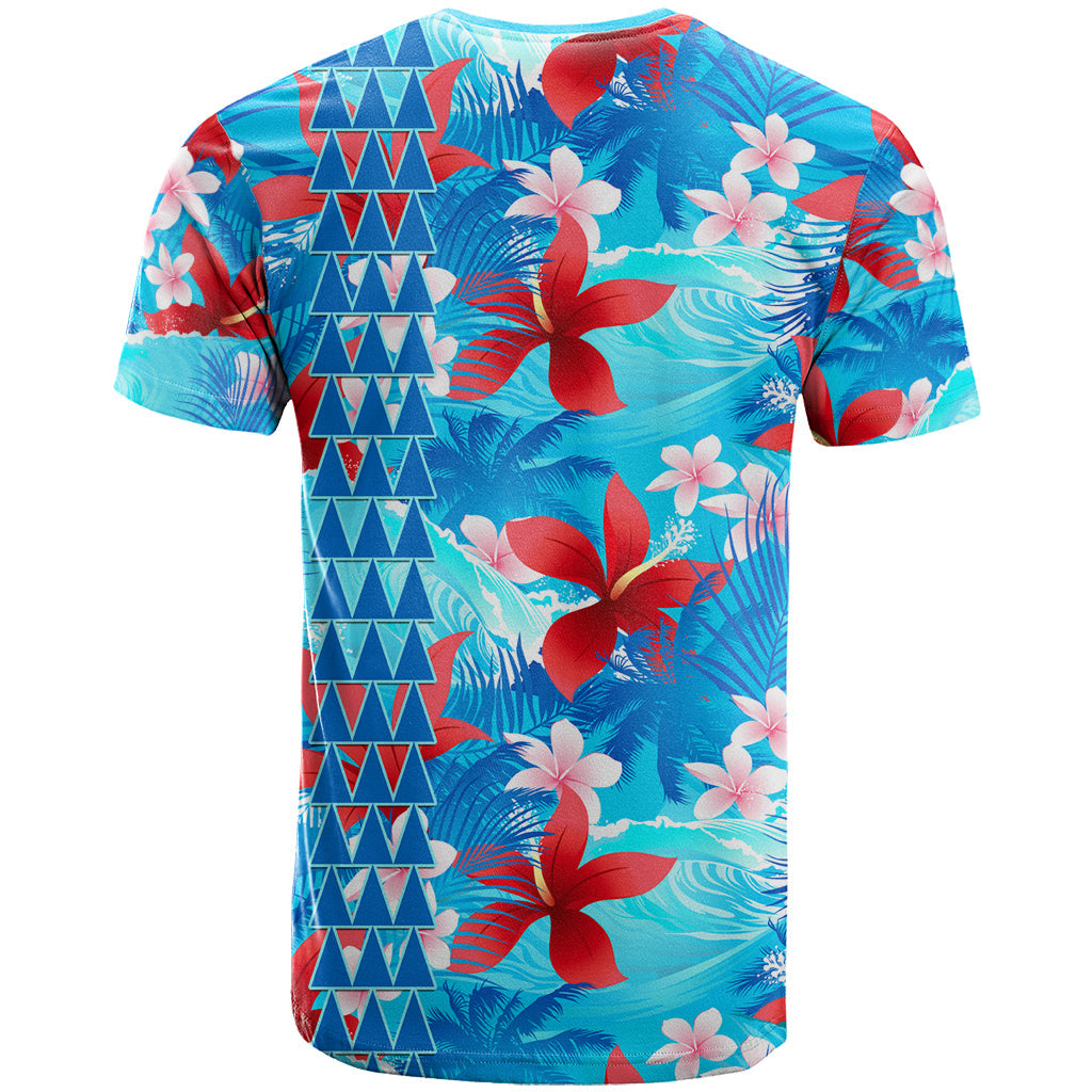 Hawaii Christmas T-Shirt Santa Claus Surfing Kakau Tropical Style Graphic Tee