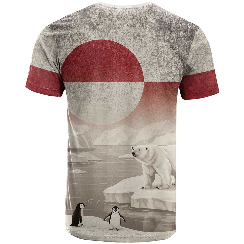 Greenland Flag Vintage T-Shirt Greenlander Flag With Polar Bear Graphic Tee