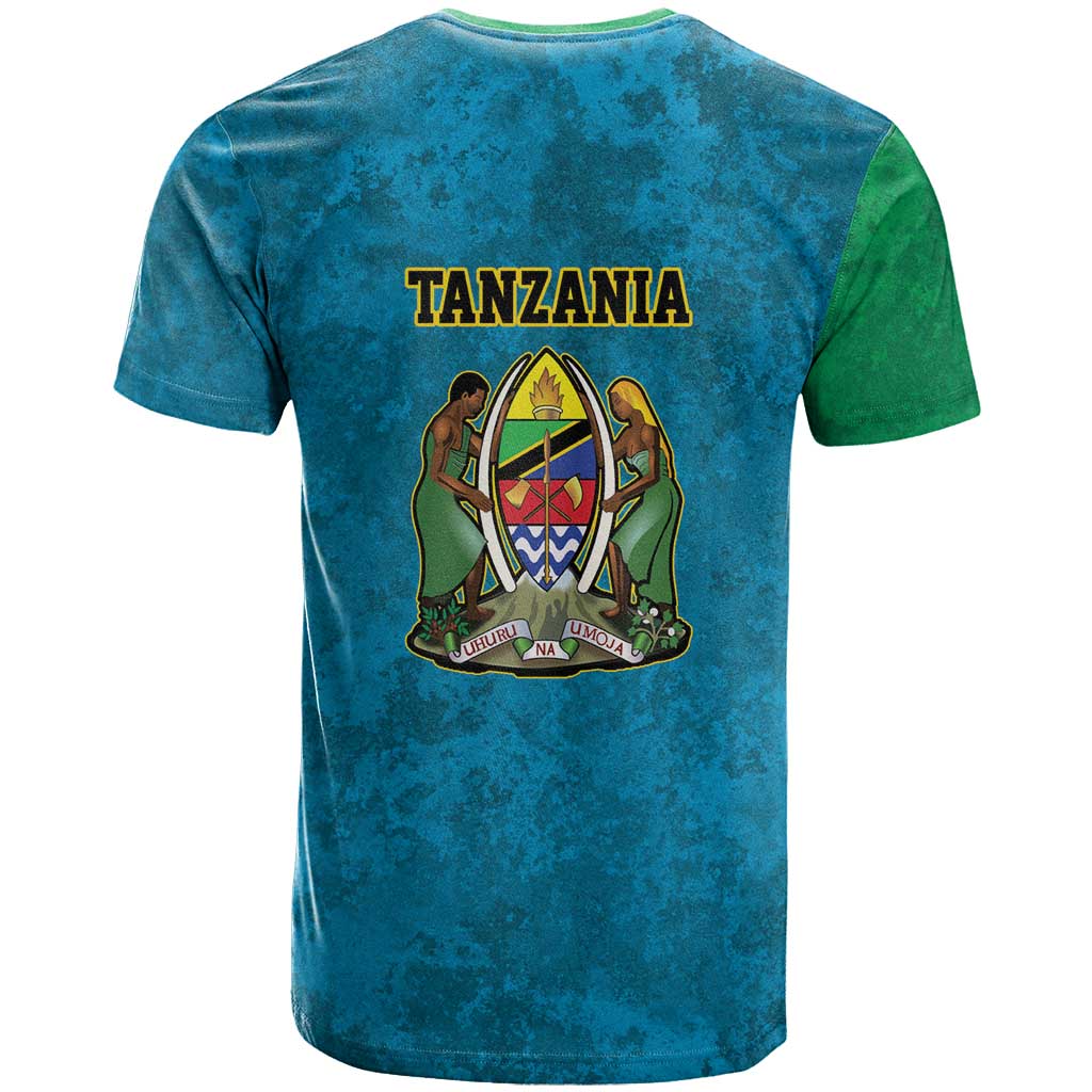 Kilimanjaro Tanzania T-Shirt Grunge Flag Map of Tanzania Graphic Tee
