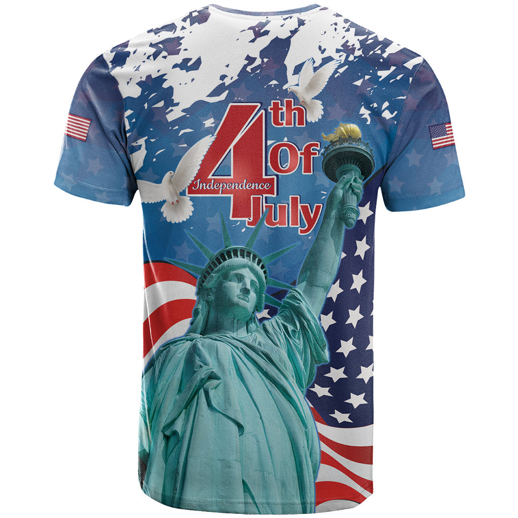 United States 4th Of July T-Shirt USA Statue of Liberty Proud Graphic Tee