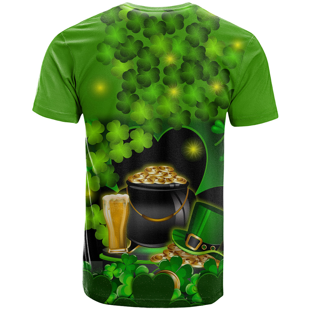 Happy St Patricks Day T-Shirt La Fheile Padraig Shamrock Style Graphic Tee