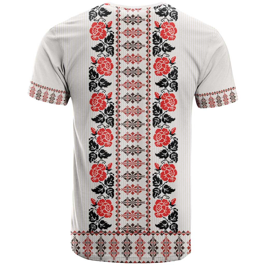 Romanian Traditional Pattern with Martenitsa T-Shirt Happy Martisor Day 1 March Graphic Tee