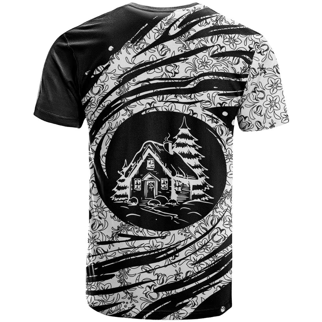 I'm Coming to the Cottage T-Shirt with Hand-Drawn Floral Pattern Graphic Tee