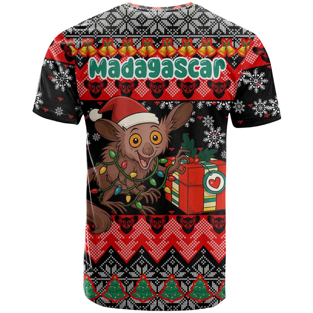 Madagascar Christmas T-Shirt with Aye Aye Lemur Santa Hat Holiday Lights and Gift Box Pattern Graphic Tee