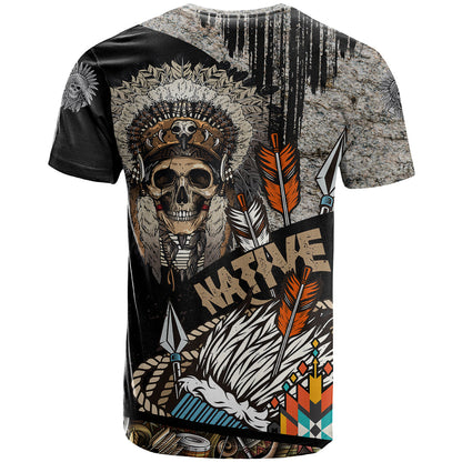 Native American Feather Headdress Abstract Grunge Pattern T-Shirt Graphic Tee