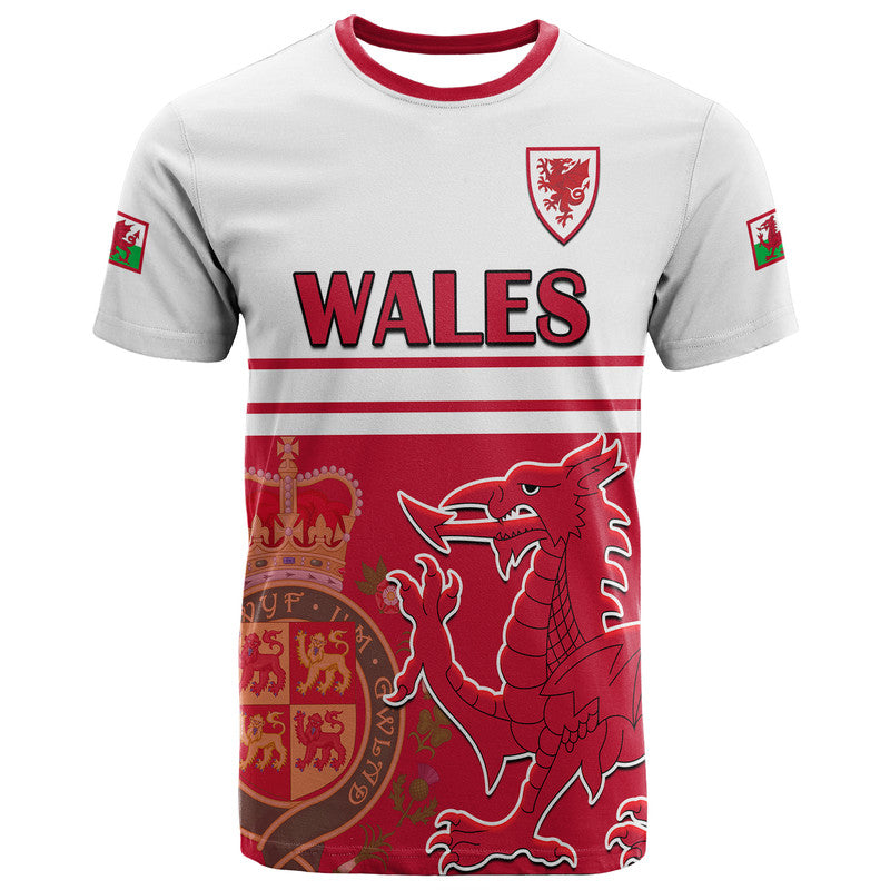 Custom Wales Football Qatar 2022 Cymru Coat of Arms Red T-Shirt Graphic Tee