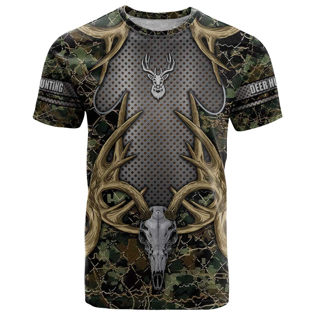 Skull Deer Hunting Camouflage Pattern T-Shirt Rustic Hunting Metal Mesh Background Art Graphic Tee