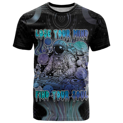 Astronaut T-Shirt Love Your Mind Find Your Soul Graphic Tee