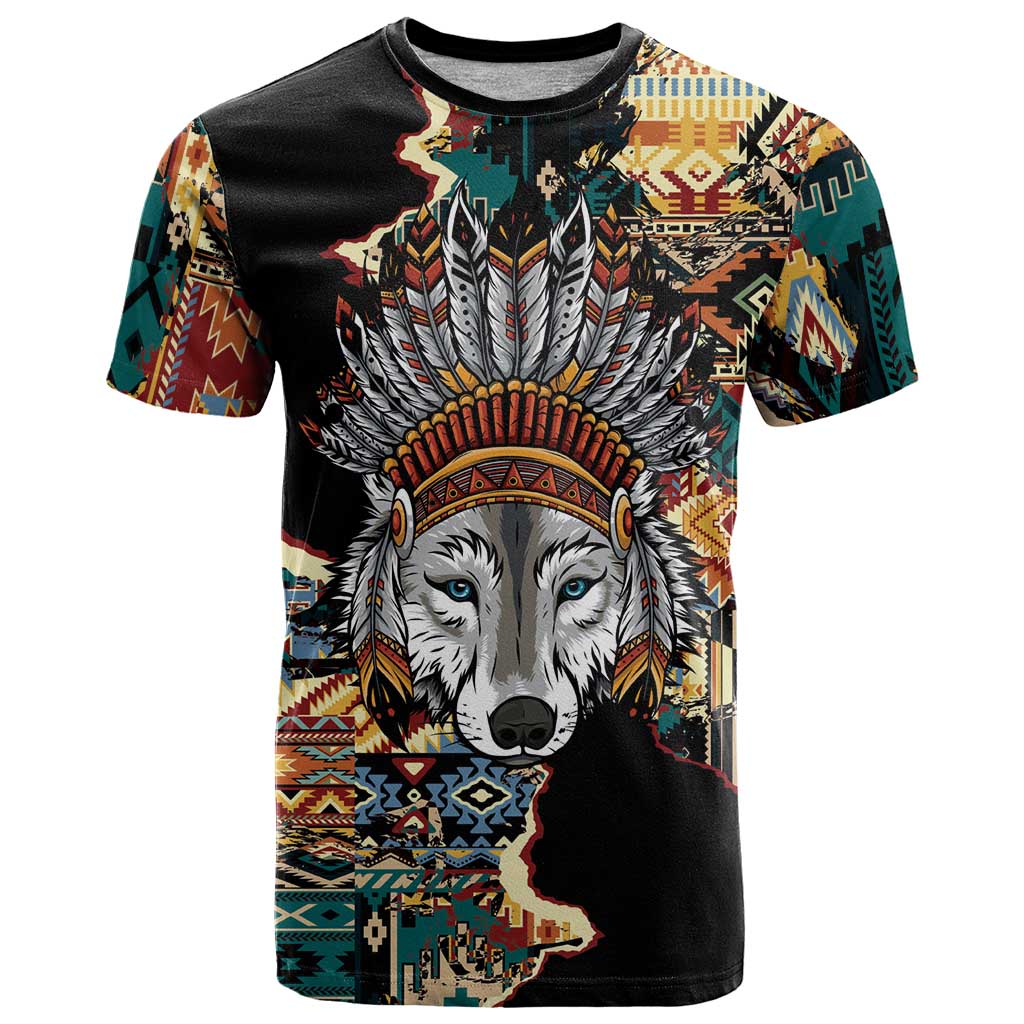Native American Navajo Wolf T-Shirt Grunge Pattern Graphic Tee