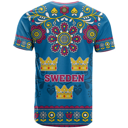 Sweden T-Shirt Swedish Three Crown Mix Scandinavian Flowers Graphic Tee