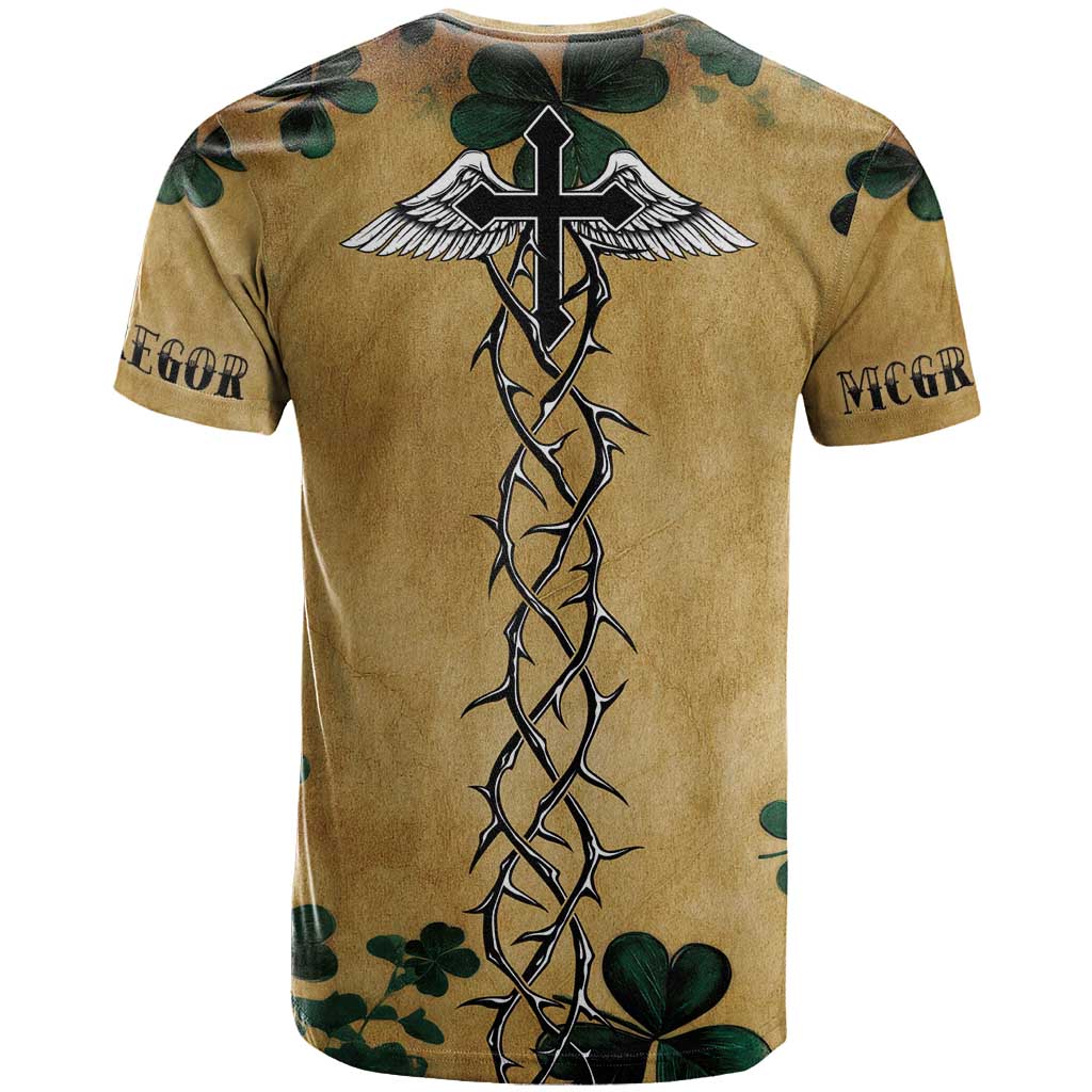 The Irishman-Notorious T-Shirt Old School Tattoos and Shamrocks Grunge Style Graphic Tee