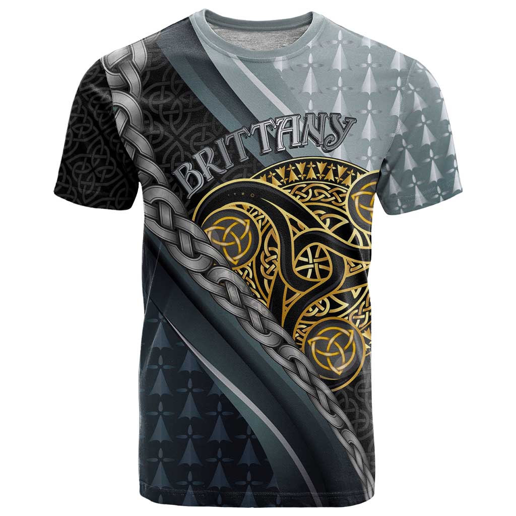 Brittany Triskele Celtic T-Shirt Silver and Gold Sporty Style Graphic Tee