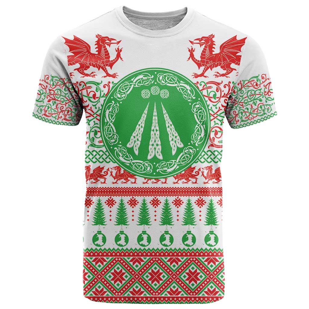 Welsh Christmas T-Shirt Awen and Celtics Culture with Xmas Elements Graphic Tee