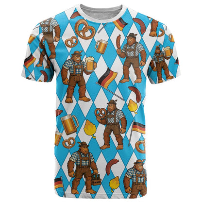 Funny Bigfoot Oktoberfest T-Shirt Sasquatch Beer Pretzel Bavarian Graphic Tee