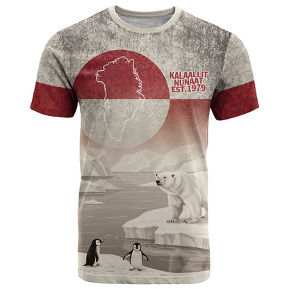 Greenland Flag Vintage T-Shirt Greenlander Flag With Polar Bear Graphic Tee