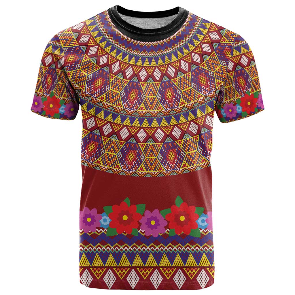 Greenland Costume T-Shirt Tradional Kalaallisuut Pattern Graphic Tee
