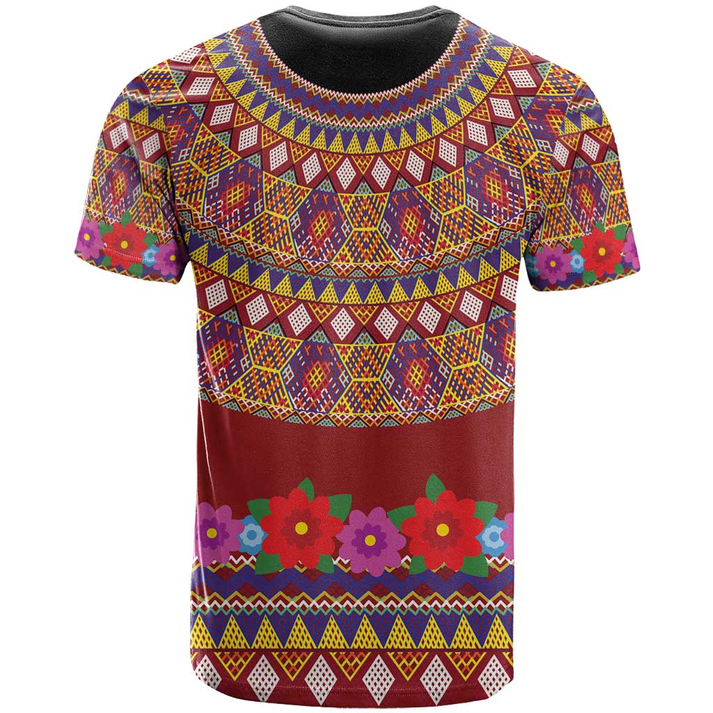 Greenland Costume T-Shirt Tradional Kalaallisuut Pattern Graphic Tee