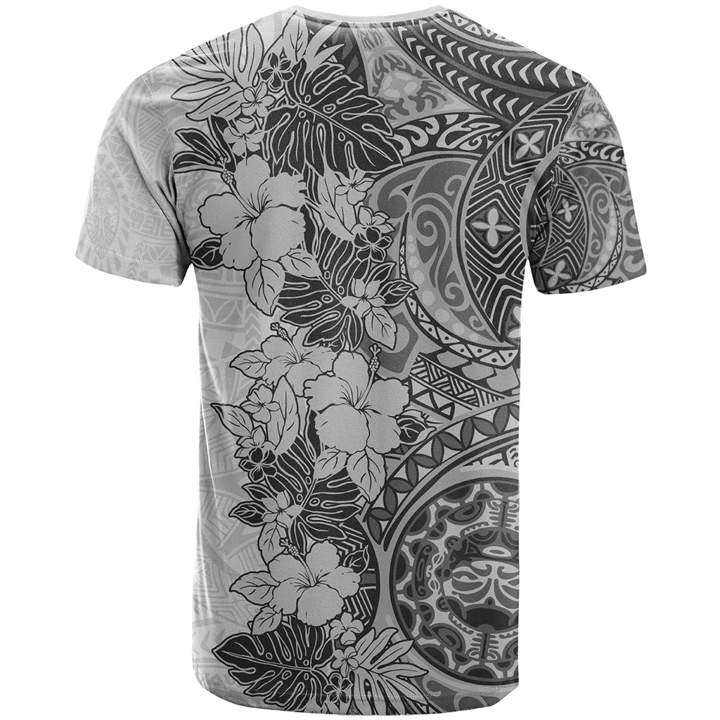 Polynesia T-Shirt Hibiscus and Hawaiian Tribal Tattoo Retro Style Gray Color Graphic Tee