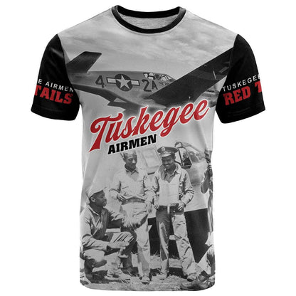 Tuskegee Airmen 332nd Fighter Group T-Shirt Vintage-style War Graphic Tee