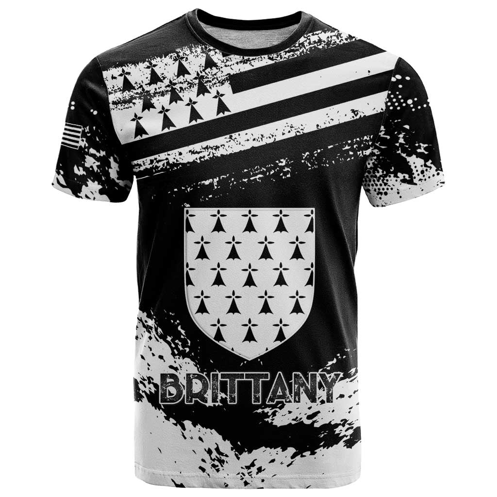 Personalized Brittany T-Shirt Coat Of Arms With Triskelion - Grunge Style Graphic Tee