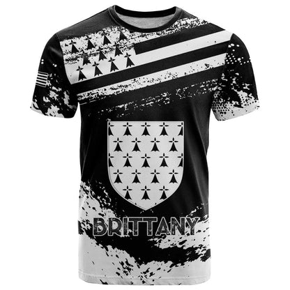 Personalized Brittany T-Shirt Coat Of Arms With Triskelion - Grunge Style Graphic Tee