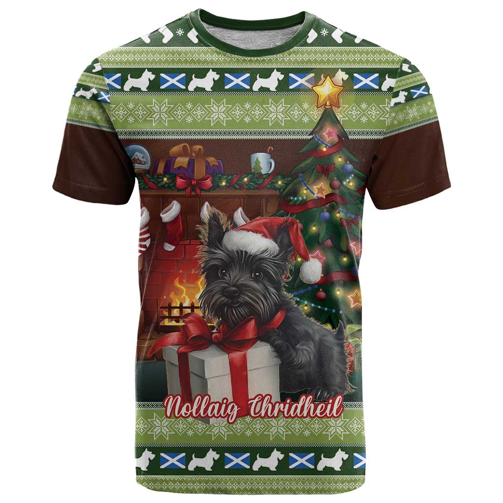 Scotland Christmas T-Shirt Scottish Terrier - Nollaig Chridheil Graphic Tee