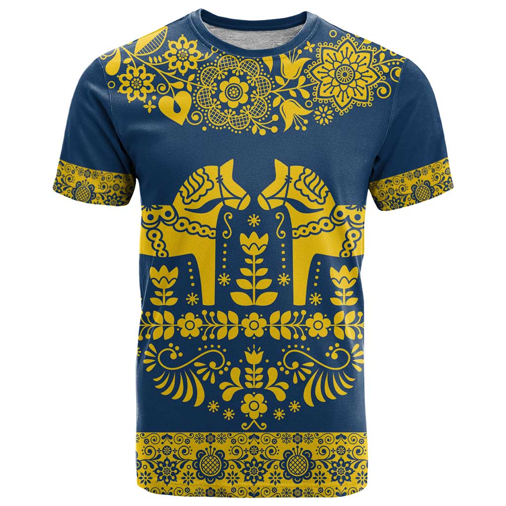 Sweden Dalecarlian Horse T-Shirt Floral Folk Pattern Blue Version Graphic Tee