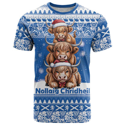 Scotland Highland Cow Christmas T-Shirt Nollaig Chridheil Blue Winter Graphic Tee