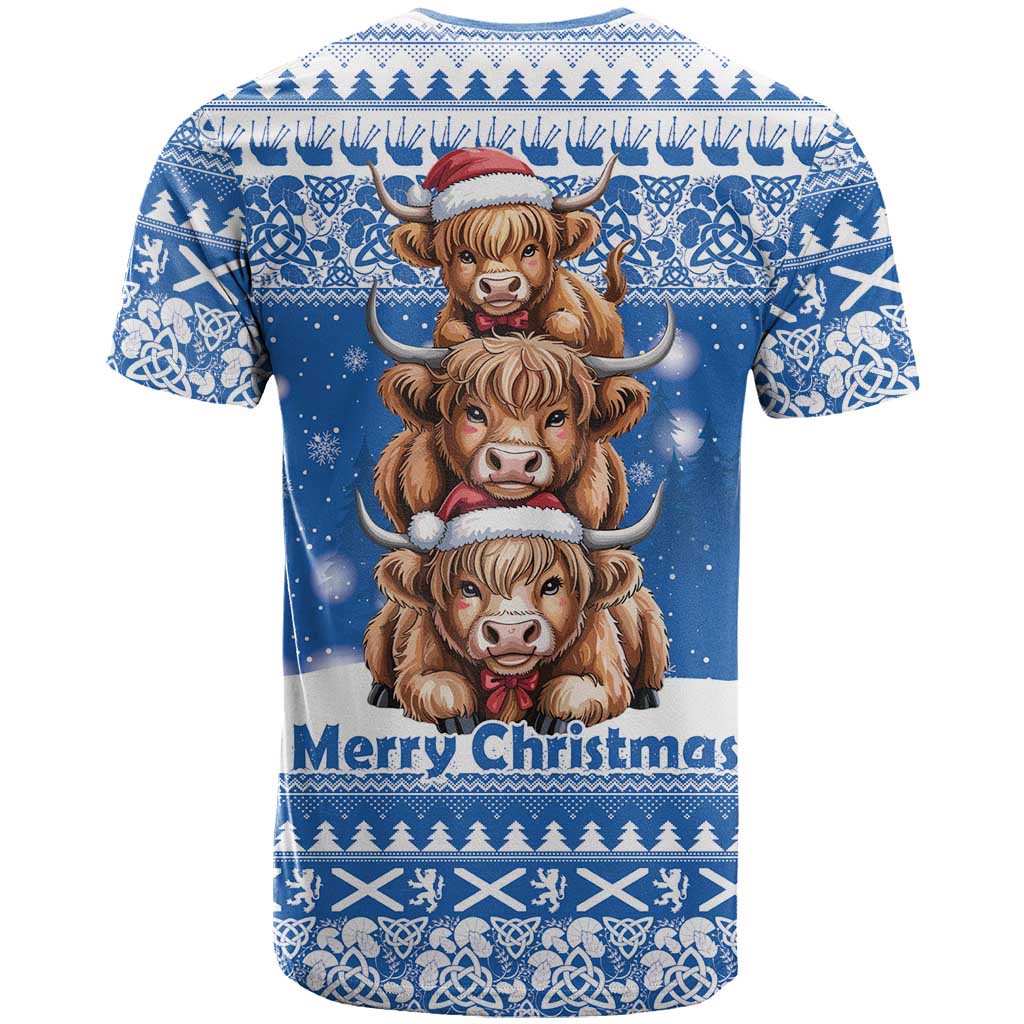 Scotland Highland Cow Christmas T-Shirt Nollaig Chridheil Blue Winter Graphic Tee