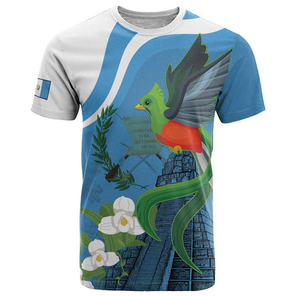 Guatemala Independence Day T-Shirt Guatemalan Quetzal Libre Crezca Fecundo Graphic Tee