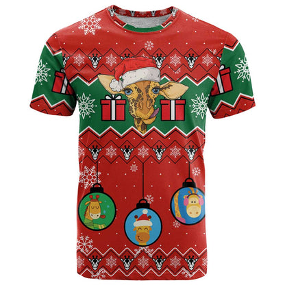 Lovely Giraffe Christmas T-Shirt Xmas Holiday Patterns Graphic Tee