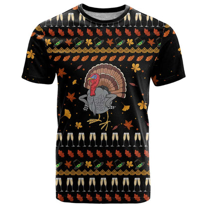 Thanksgiving Christmas Design T-Shirt Xmas Holiday Patterns Graphic Tee