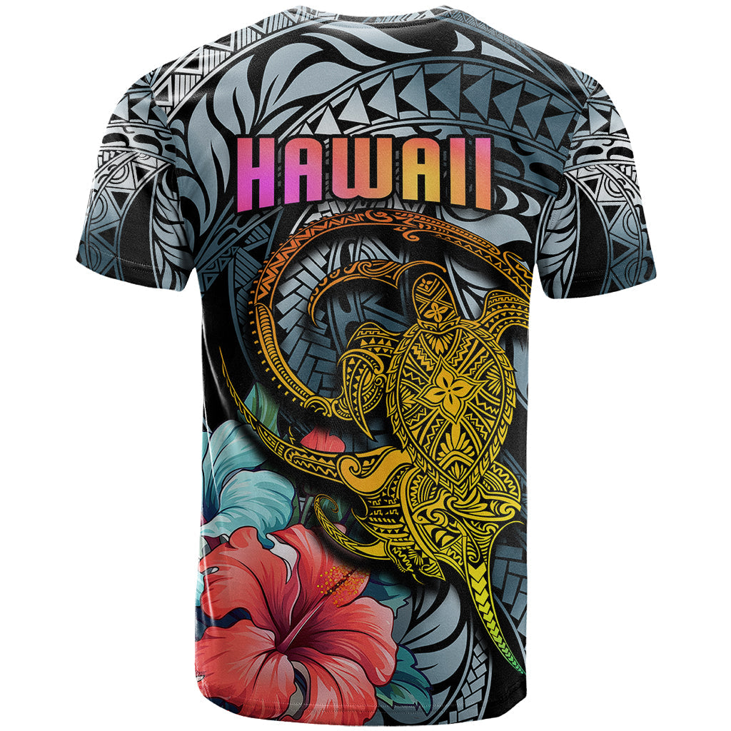 Hawaii Turtle T-Shirt Hawaii Pattern and Turtle Tattoo Dark Cyan Gradient Graphic Tee