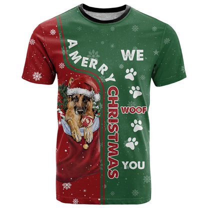 German Shepherd Merry Christmas Christmas T-Shirt Xmas Holiday Patterns Graphic Tee