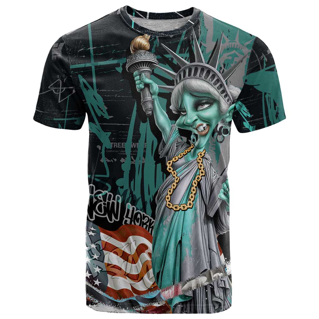 Street Art Liberty T-Shirt with Graffiti Print and Cartoon Statue of Liberty Graphic Tee