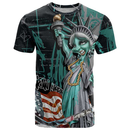 Street Art Liberty T-Shirt with Graffiti Print and Cartoon Statue of Liberty Graphic Tee