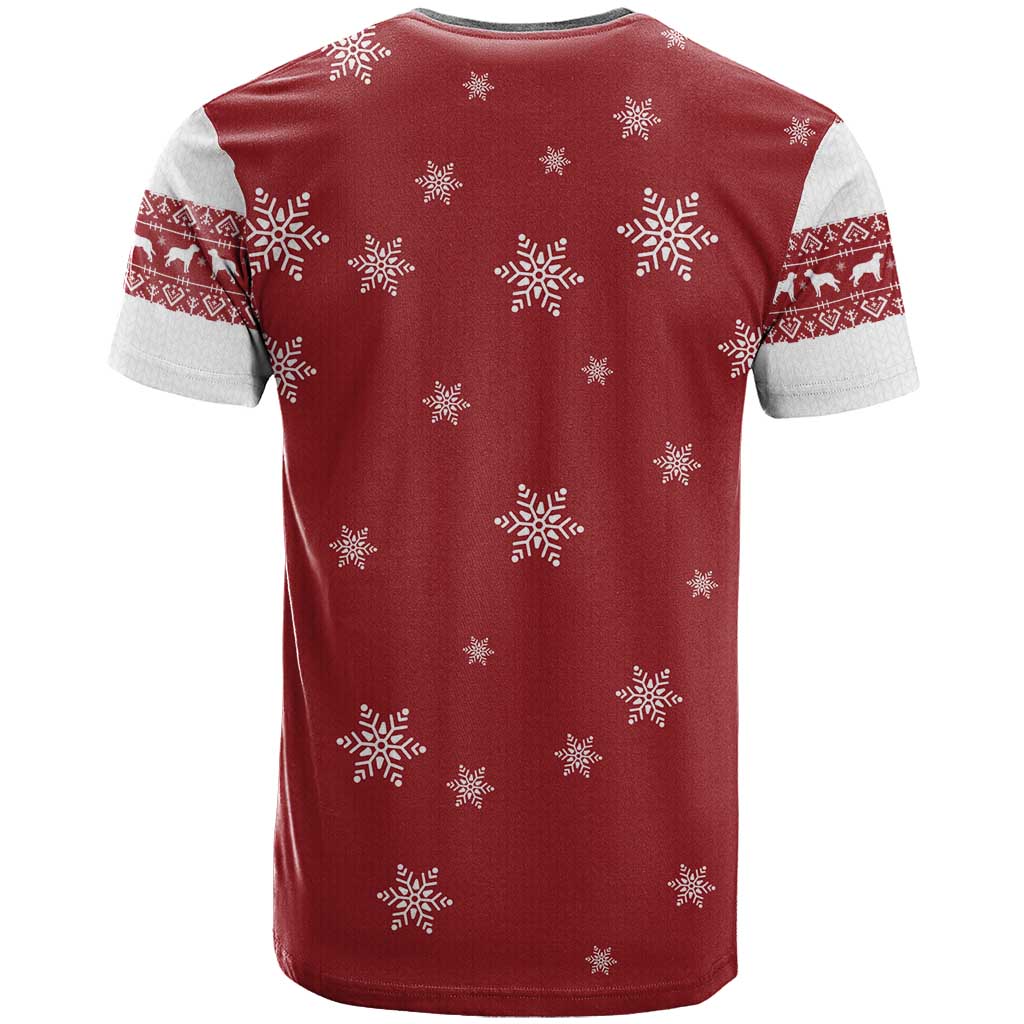 Golden Retriever Christmas T-Shirt with Santa Hat Wreath and Snowflake Design Graphic Tee