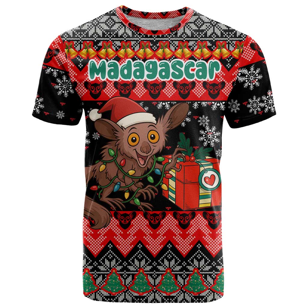 Madagascar Christmas T-Shirt with Aye Aye Lemur Santa Hat Holiday Lights and Gift Box Pattern Graphic Tee