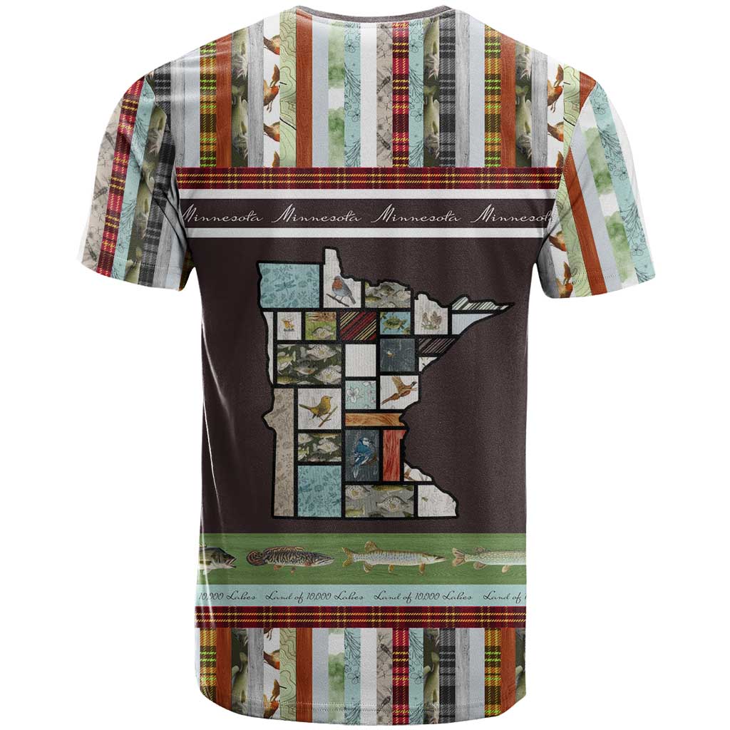 In The Deep Heart Of Minnesota Christmas Design T-Shirt Xmas Holiday Patterns Graphic Tee