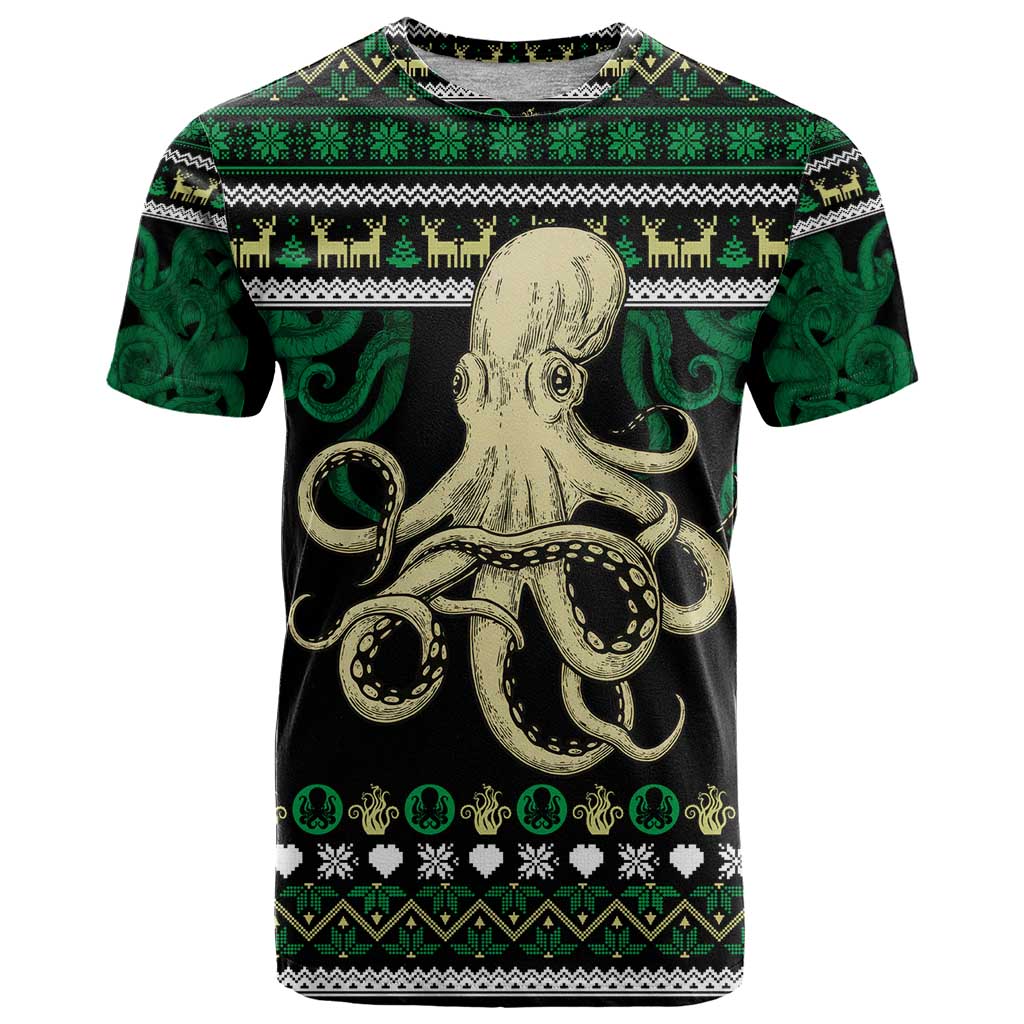 Octopus Cool Christmas Design T-Shirt Xmas Holiday Patterns Graphic Tee