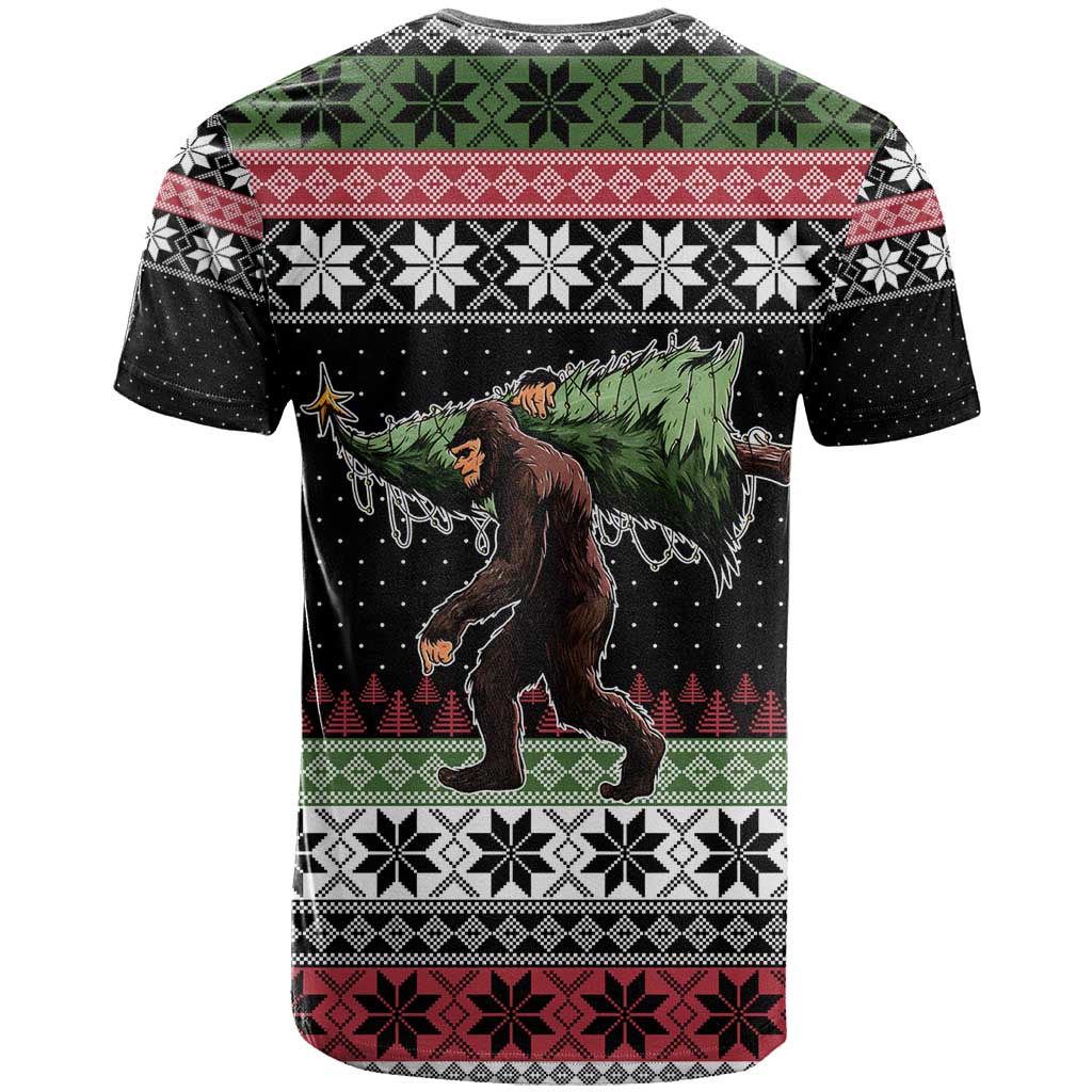 Funny Bigfoot Christmas T-Shirt Xmas Holiday Patterns Graphic Tee