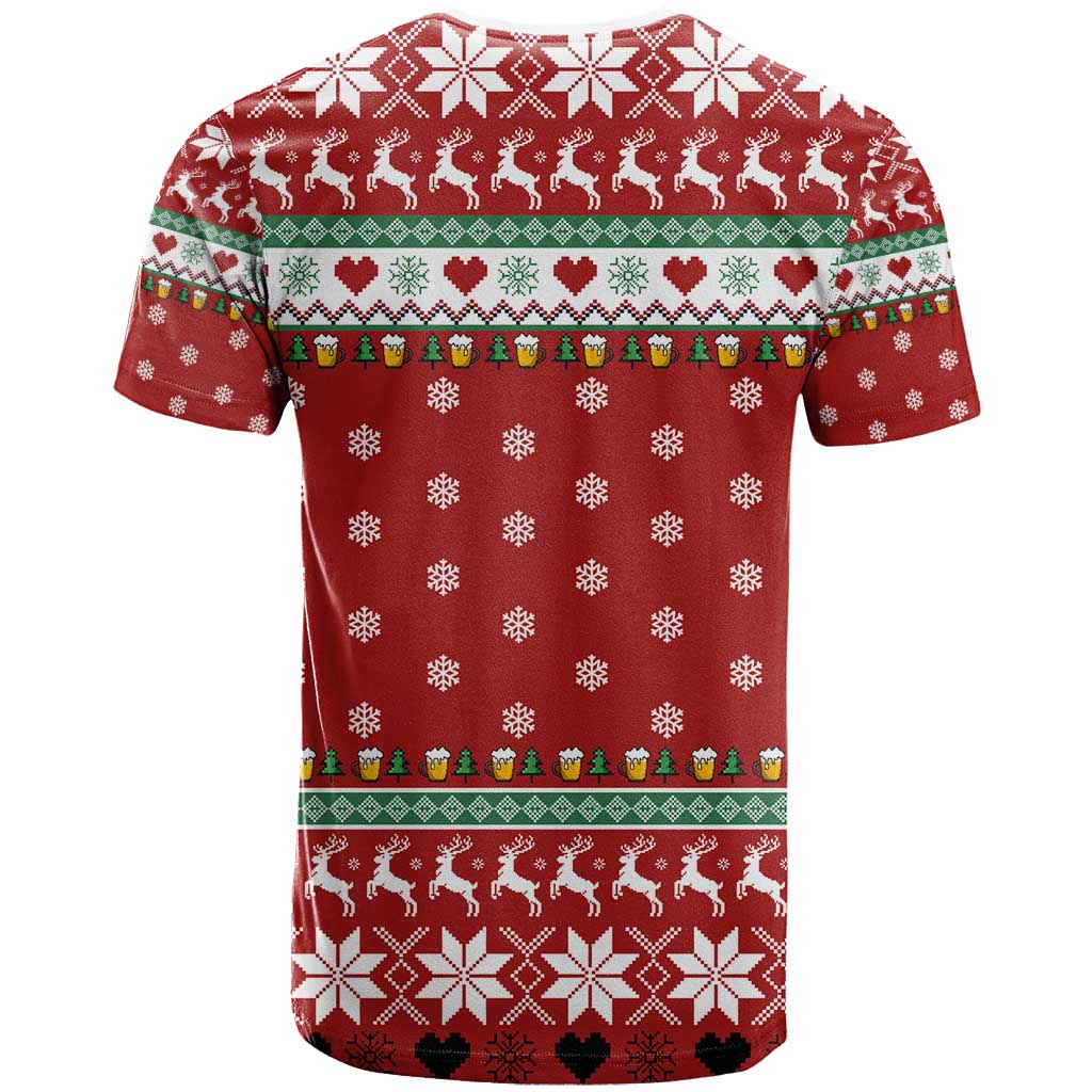 Funny Reindeer Reinbeer Christmas T-Shirt Xmas Holiday Patterns Graphic Tee